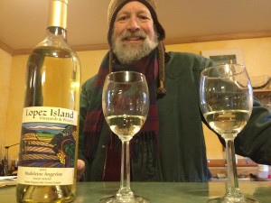 Brent Charnley, who graduated from University of California-Davis more then 30 years ago, pours his organically grown Madeleine Angevine and other wines on Lopez Island and the Ballard Farmers Market. (Photo by Eric Degerman/Great Northwest Wine)
