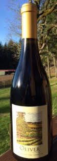 oliver-cellars-pinot-noir-bottle