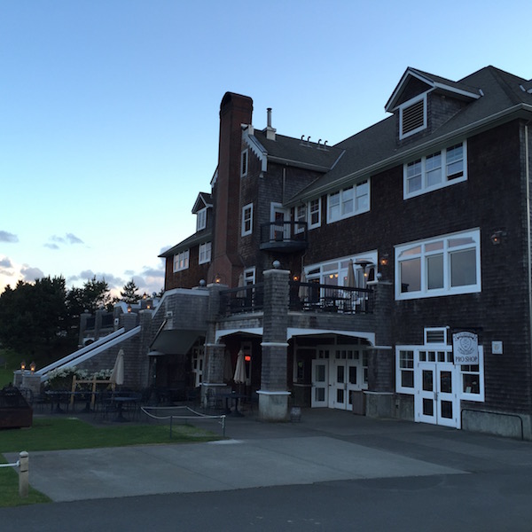 McMenamin's Hotel Gearhart includes a ground-floor pub, full-service McMenamins Sandtrap restaurant on the main floor, lodging and the golf shop for Gearhart Golf Links. (Photo by Eric Degerman/Great Northwest Wine)